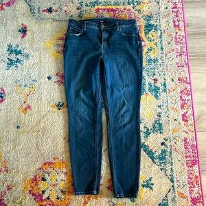 Vera Wang Skinny Jeans